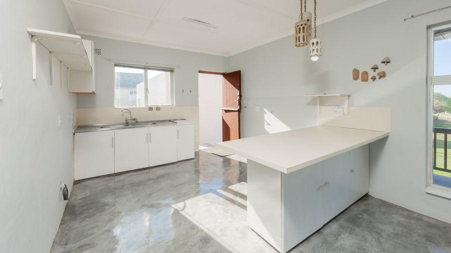 To Let 3 Bedroom Property for Rent in Agulhas Western Cape